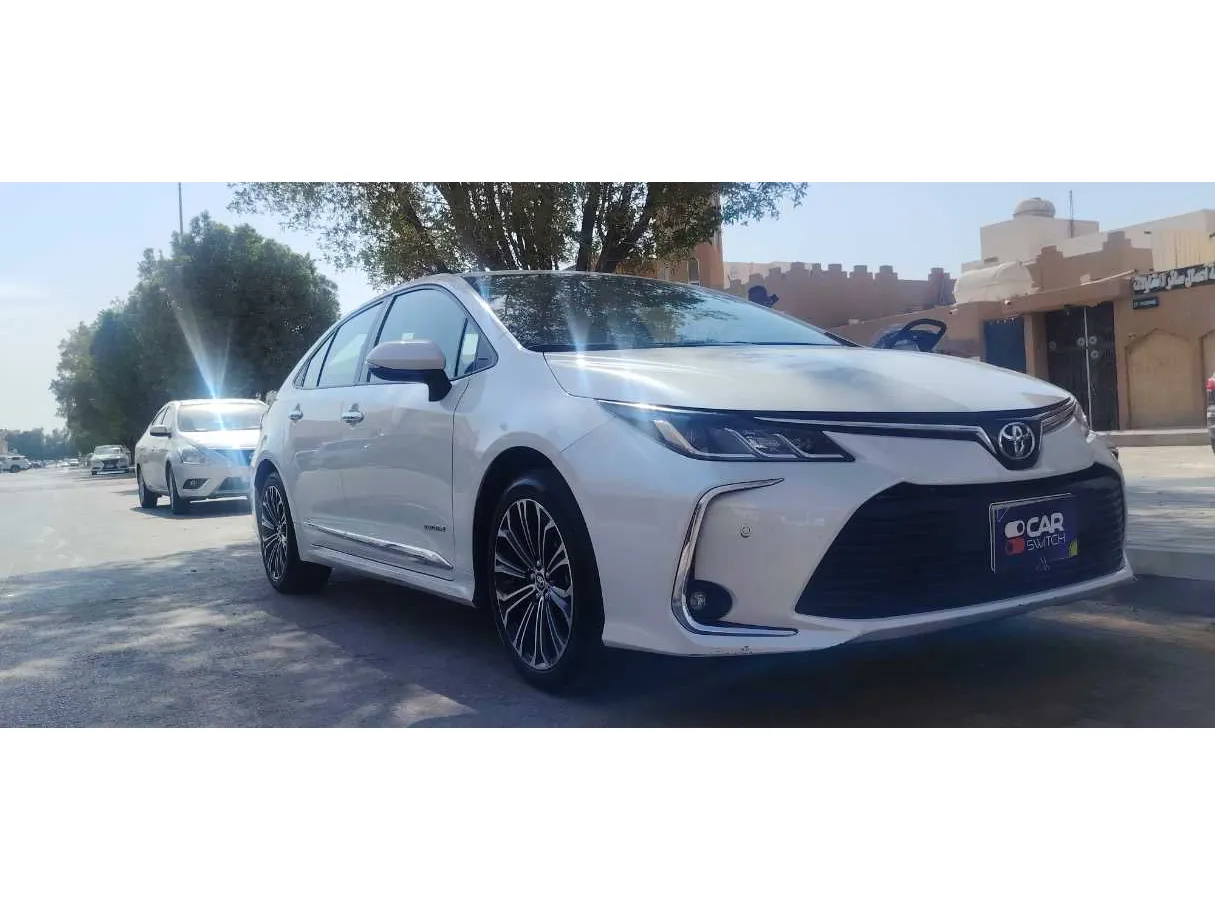 Car image 3