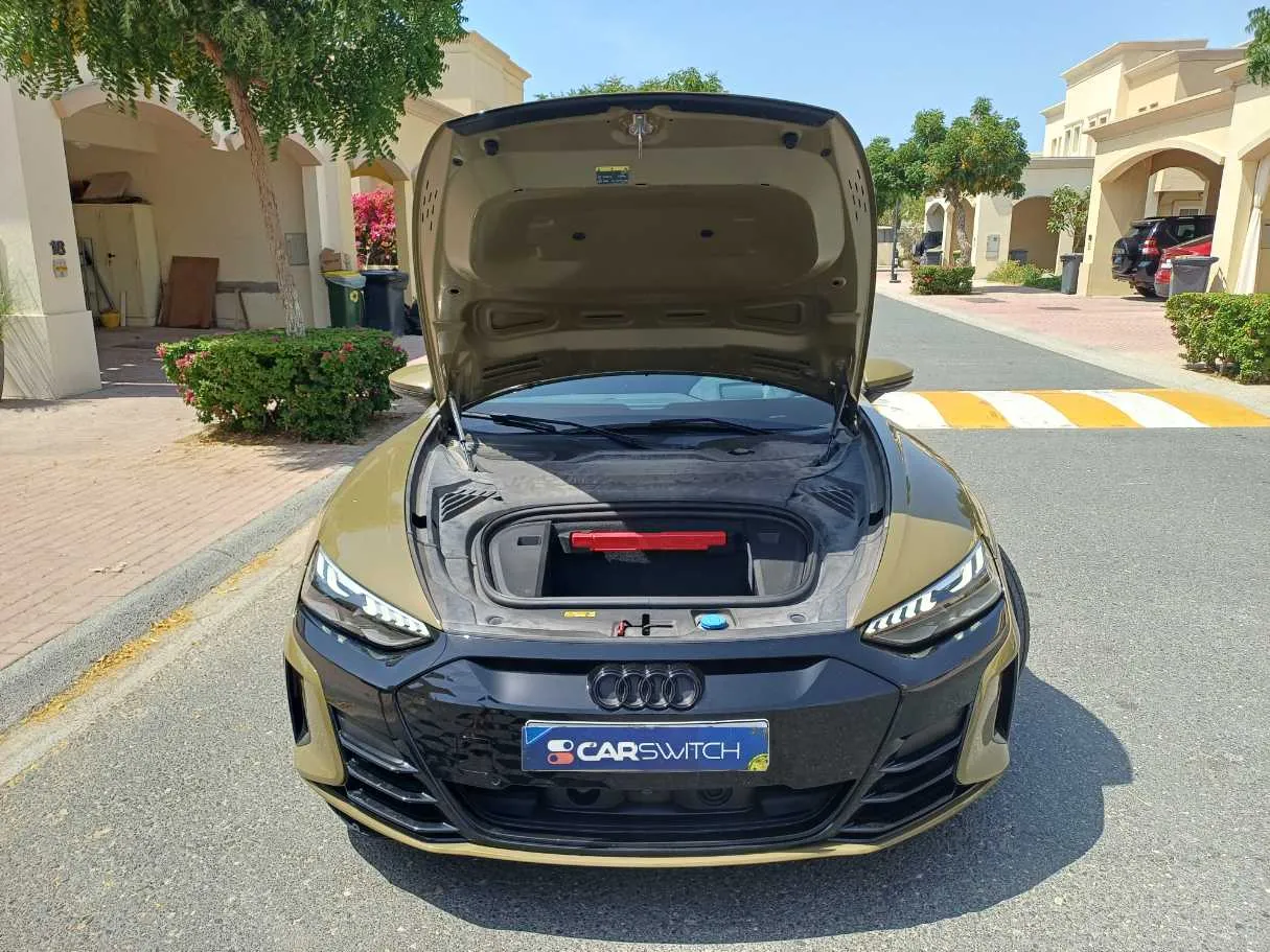 Car image 27