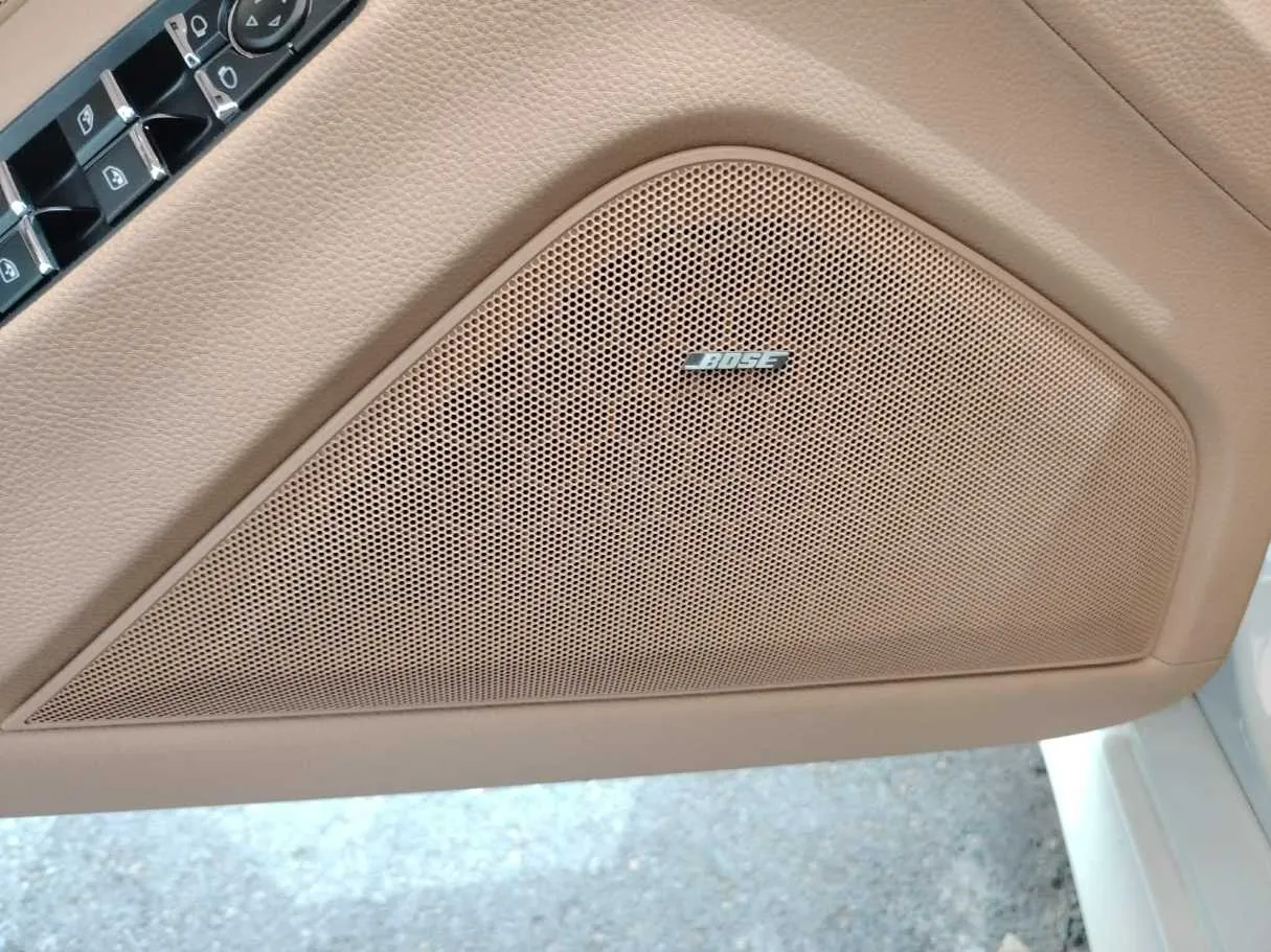 Car image 42