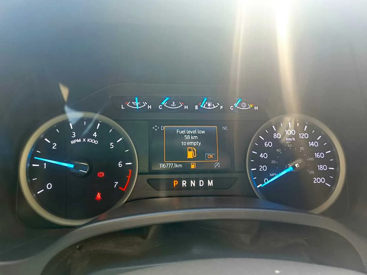 Car image 28