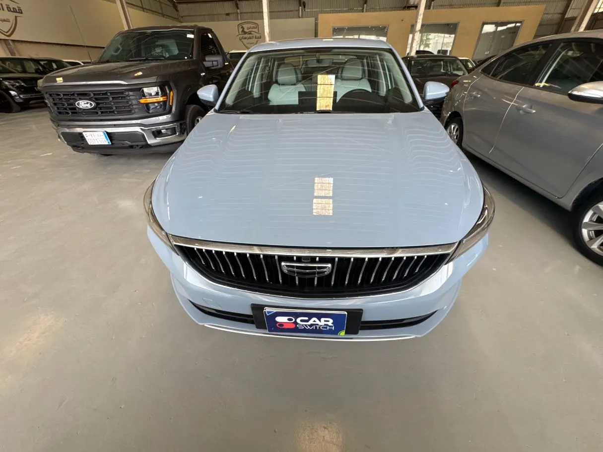 Car image 2