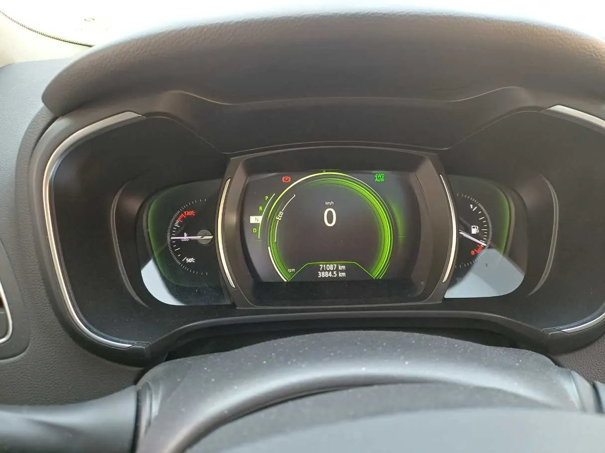 Car image 19