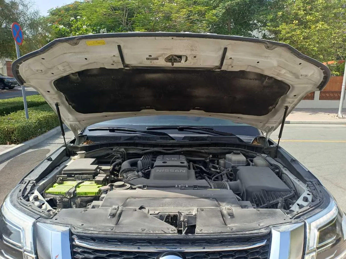 Car image 25