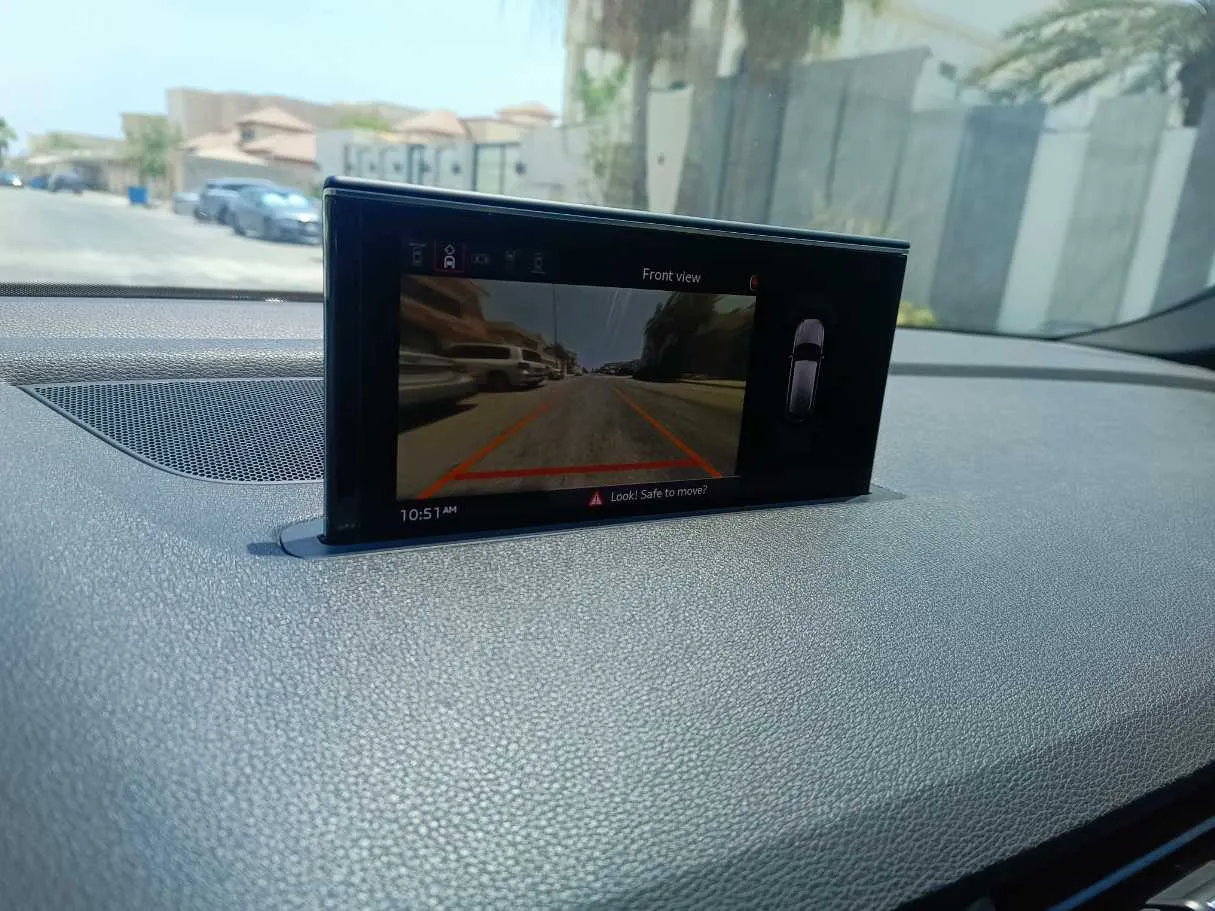 Car image 27