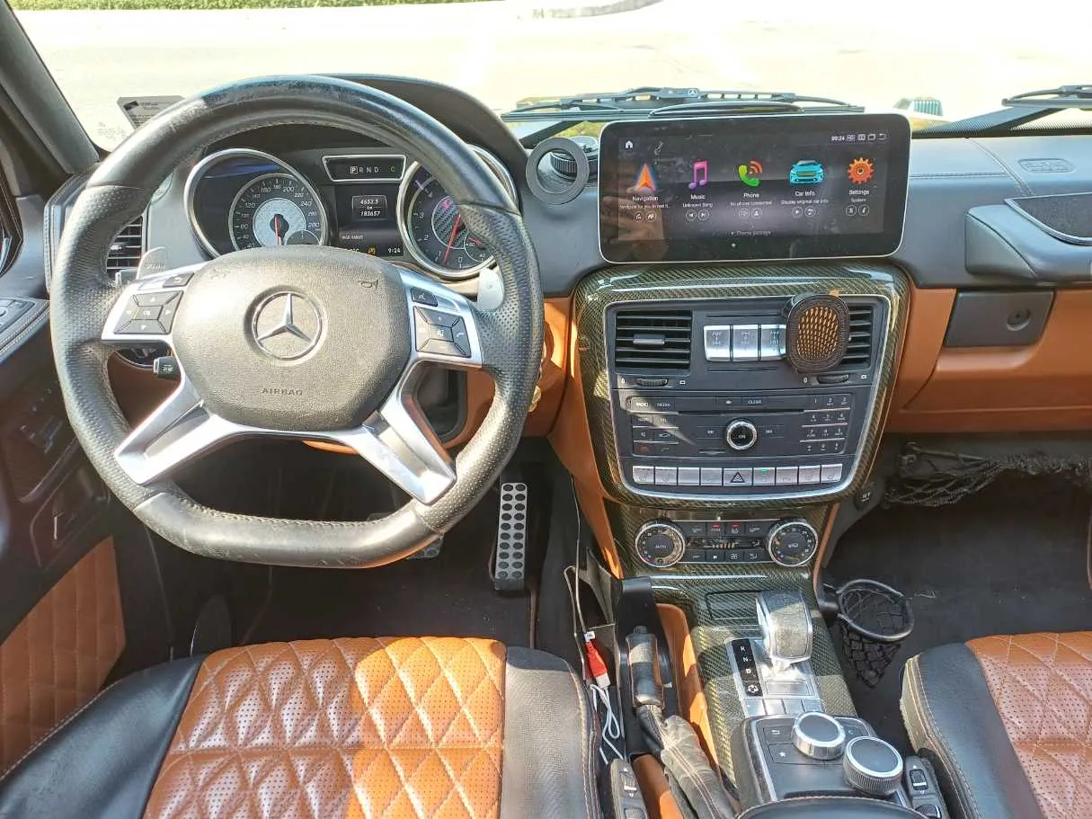 Car image 17