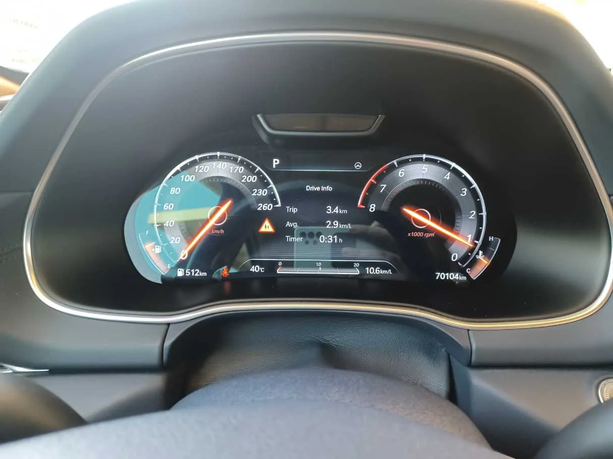 Car image 17