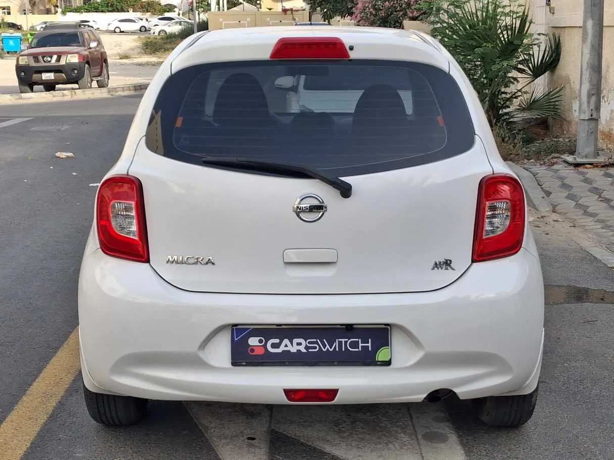 Car image 6