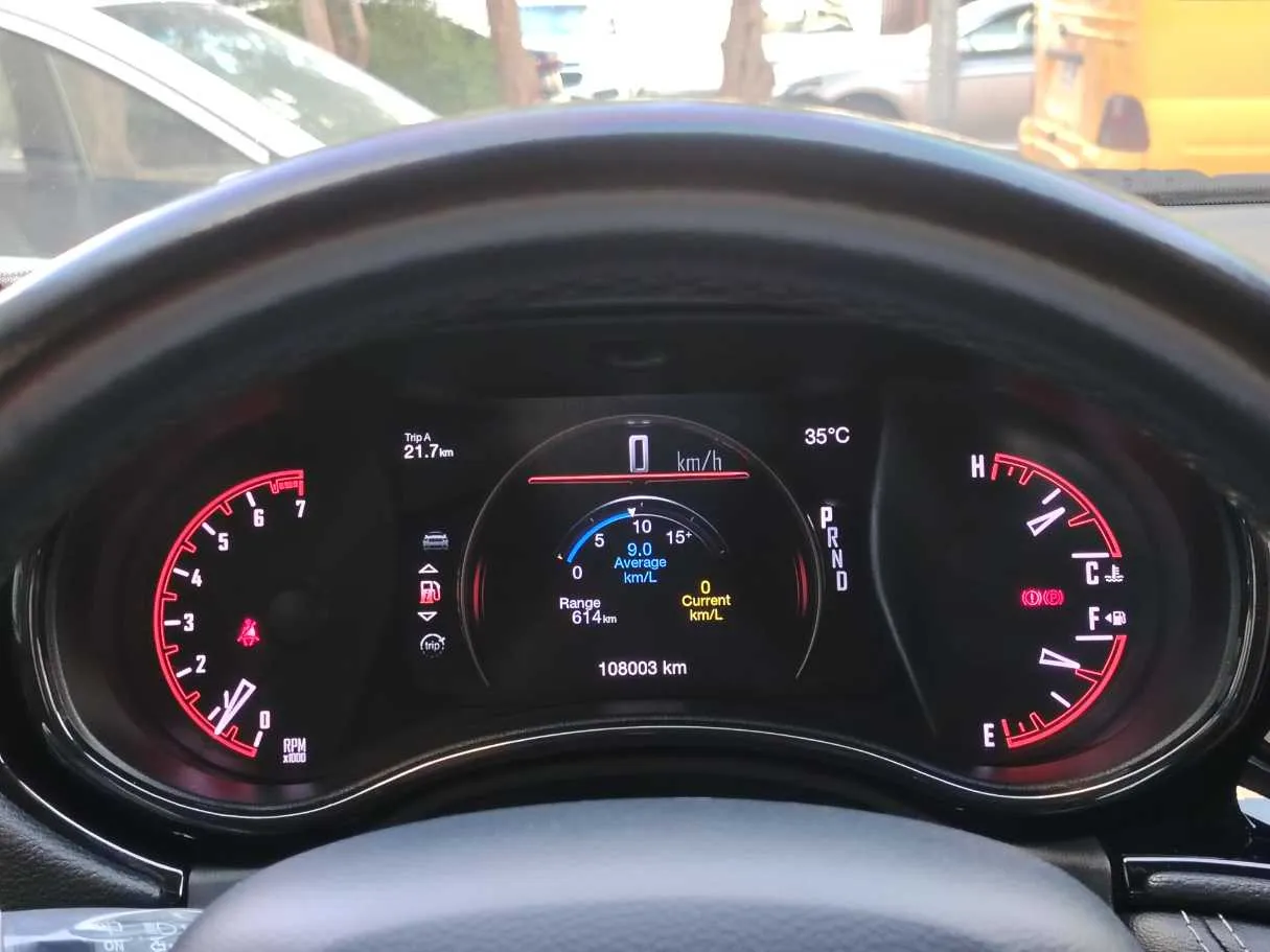 Car image 24