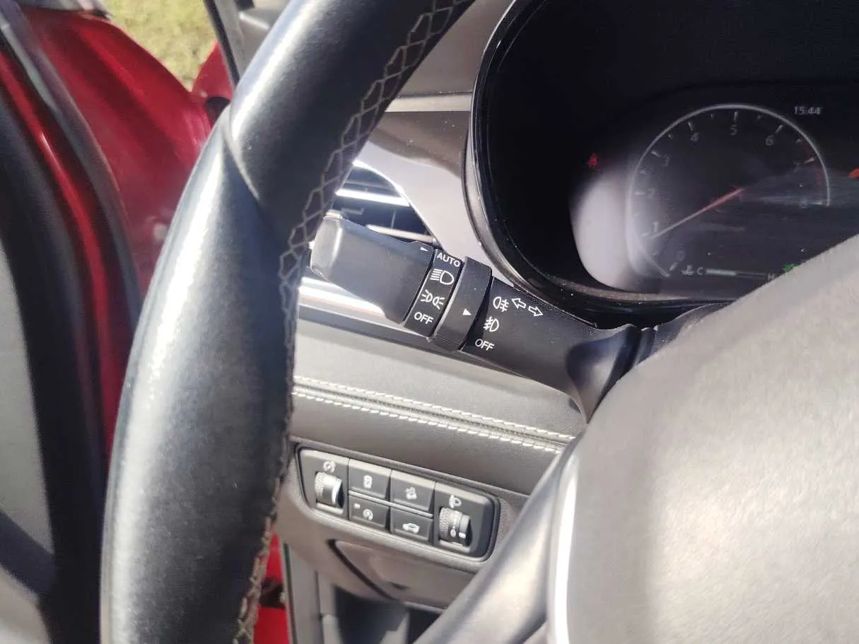 Car image 37