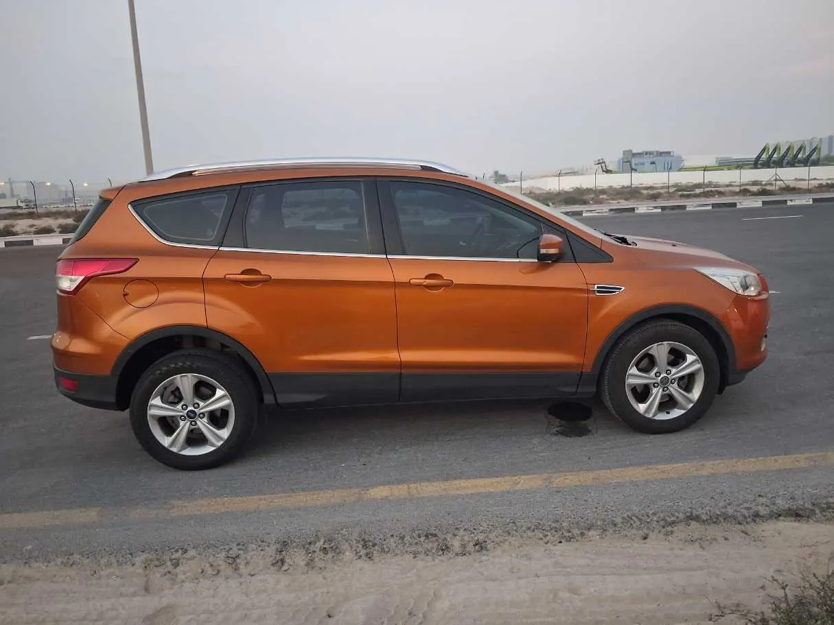 Car image 8
