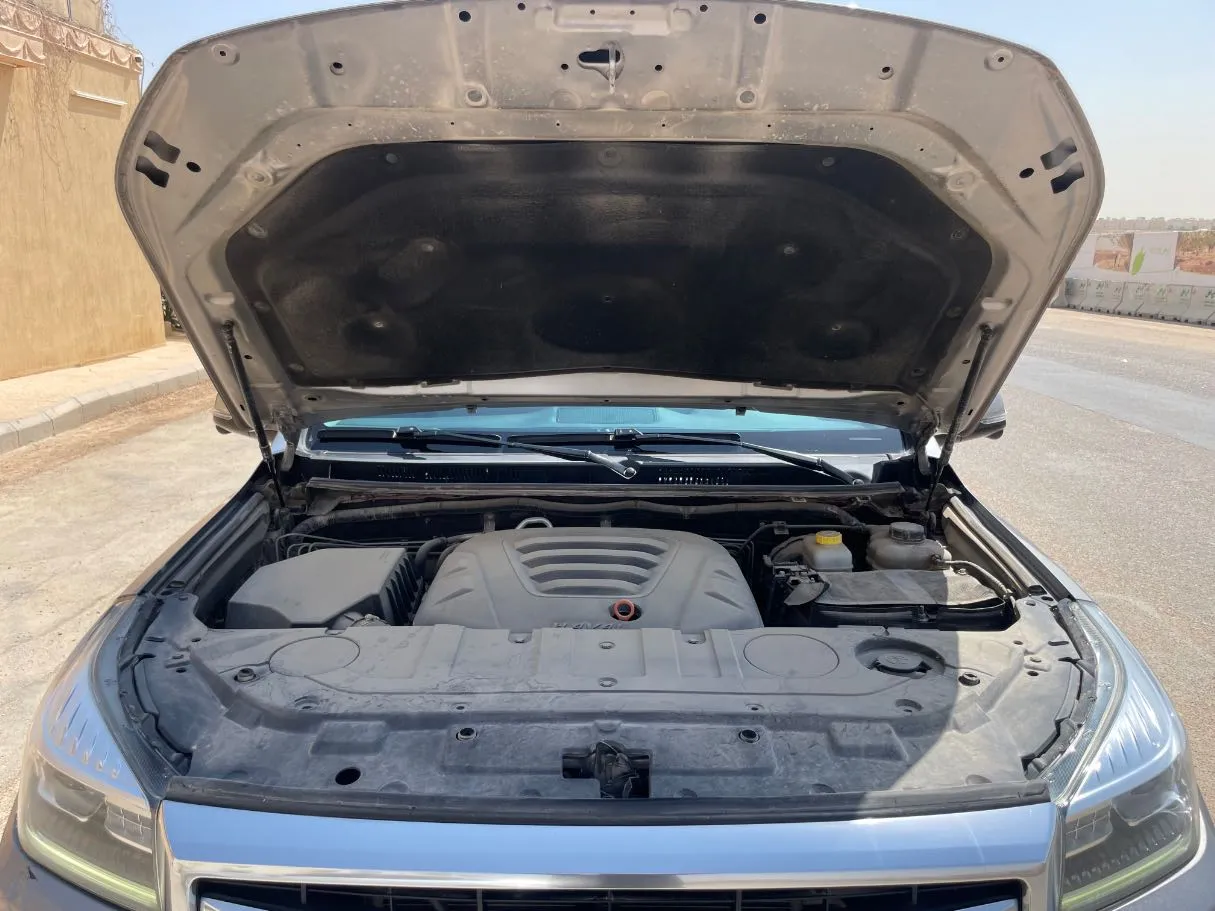 Car image 20