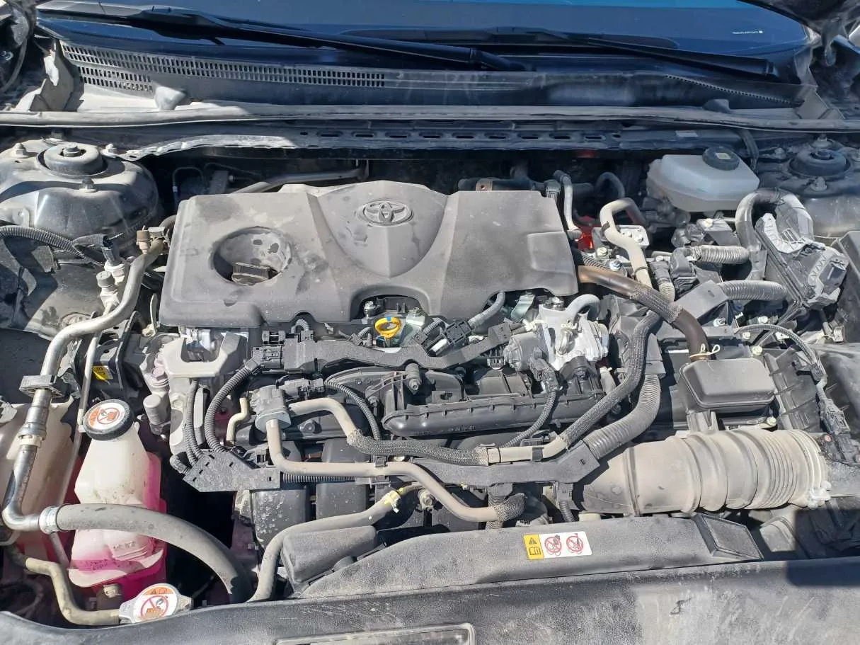 Car image 21