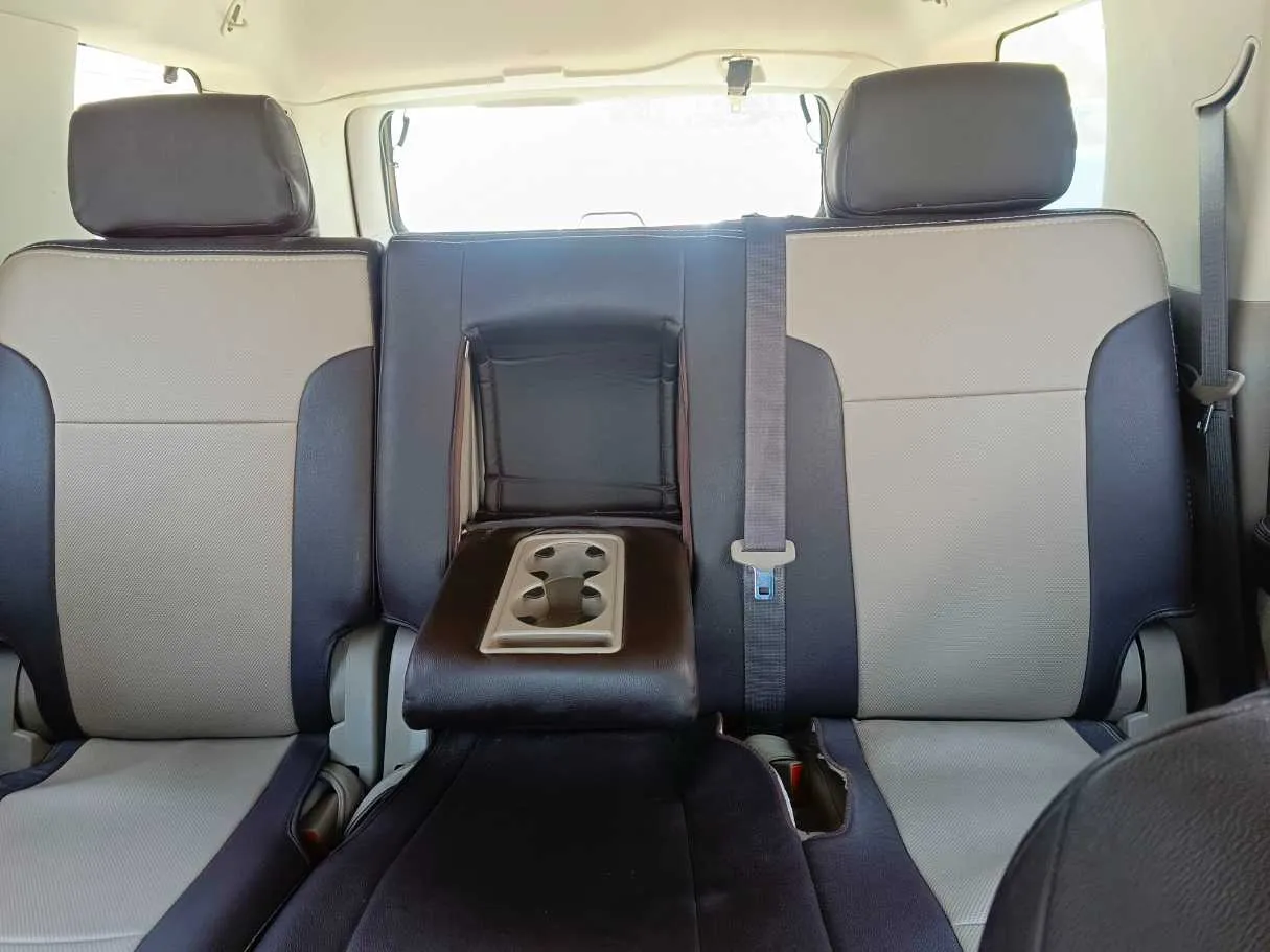 Car image 18