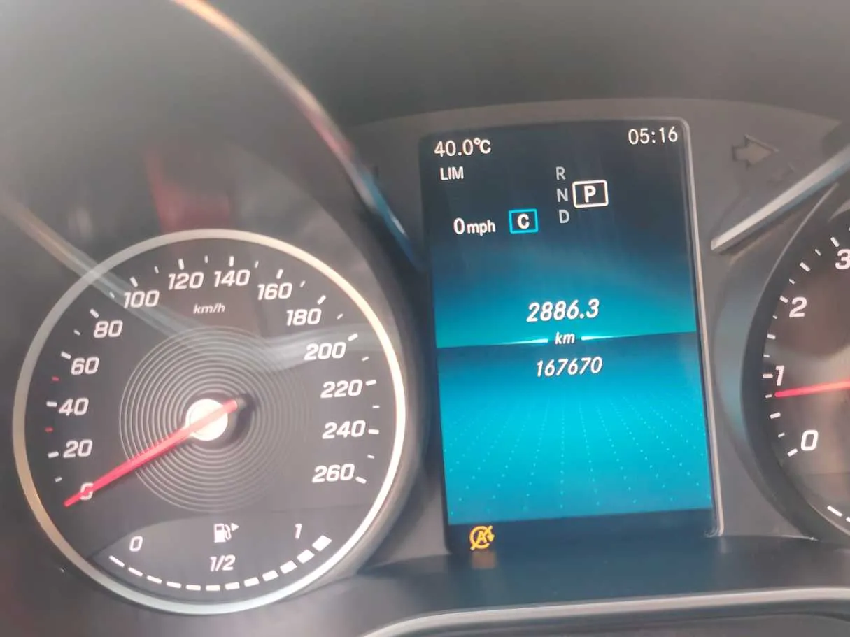 Car image 22