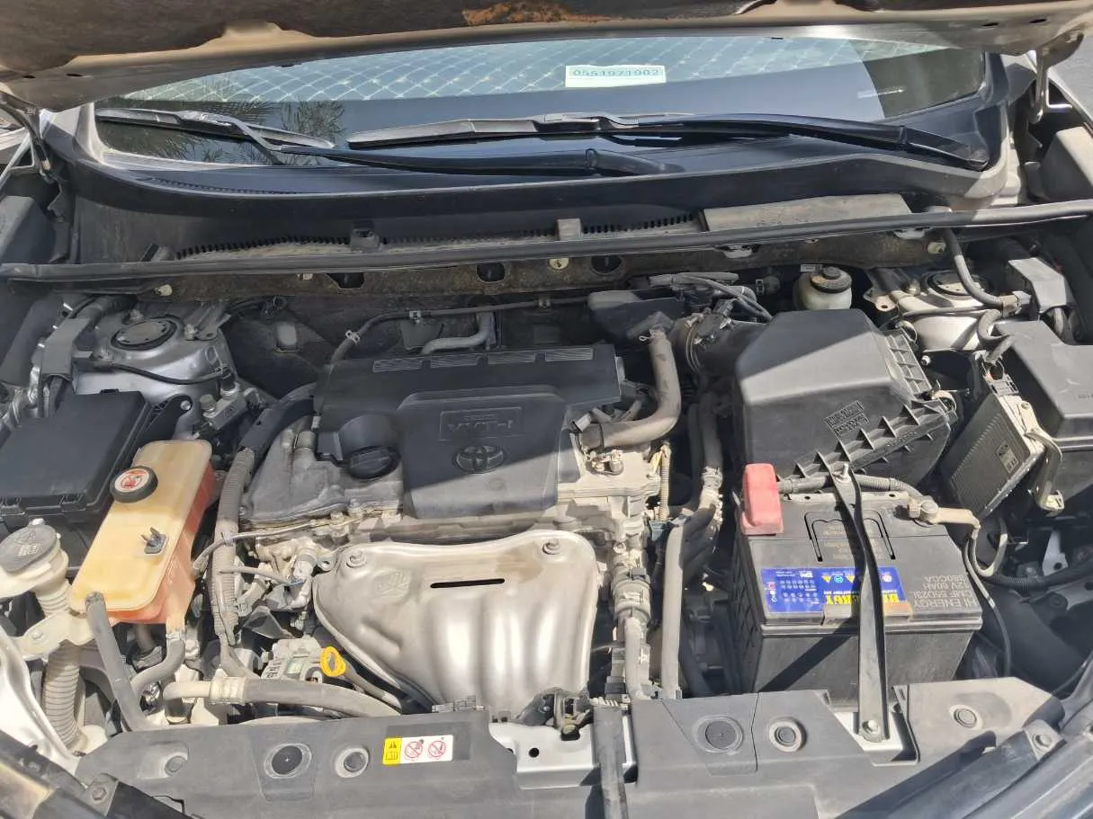 Car image 19