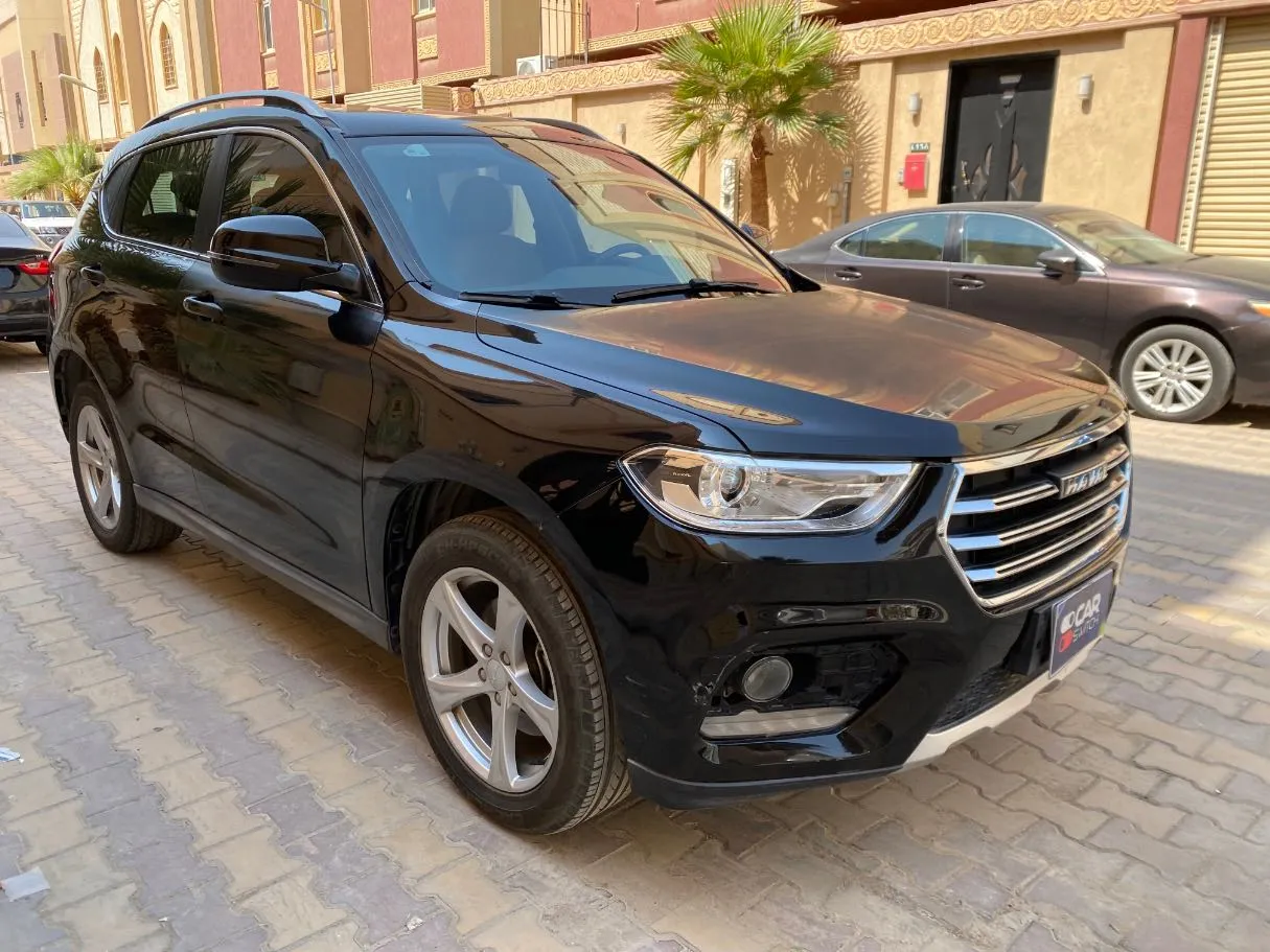 Car image 3