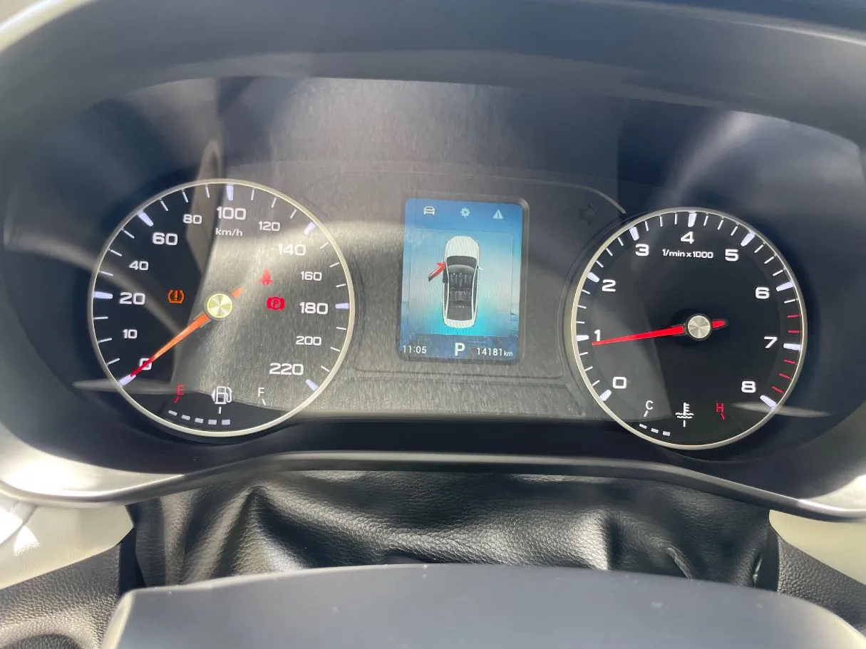 Car image 20