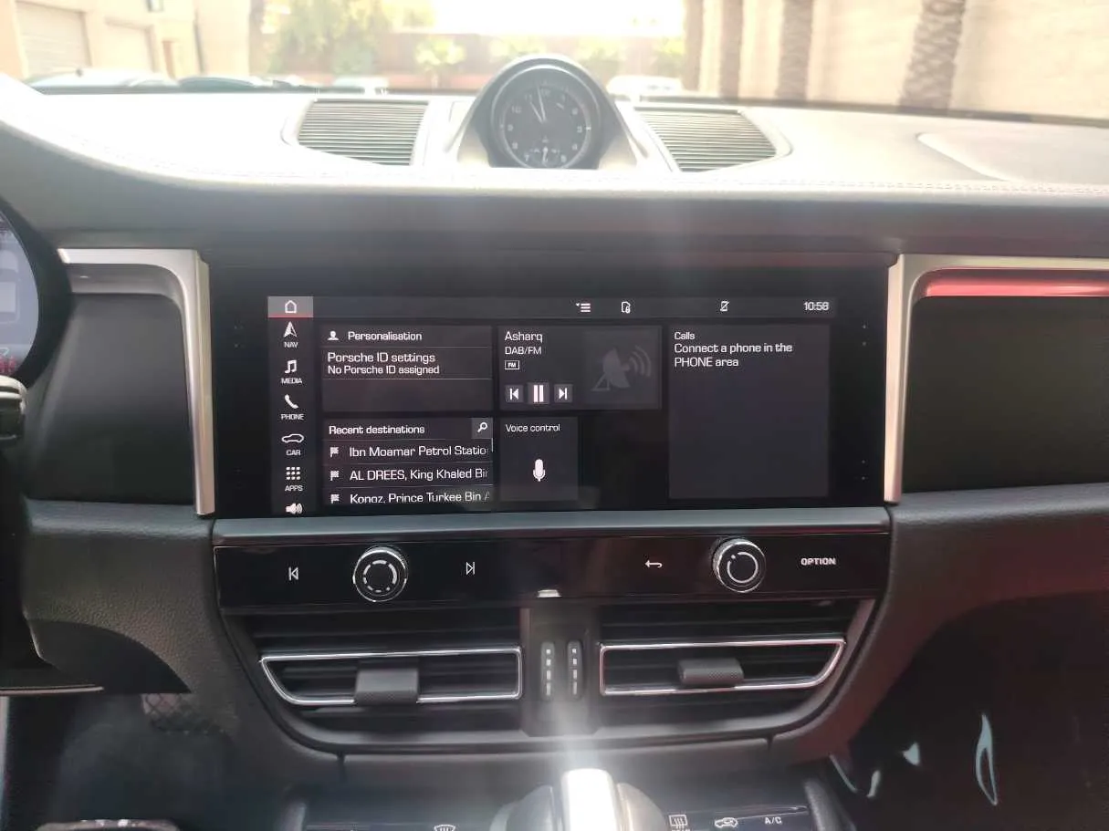 Car image 22