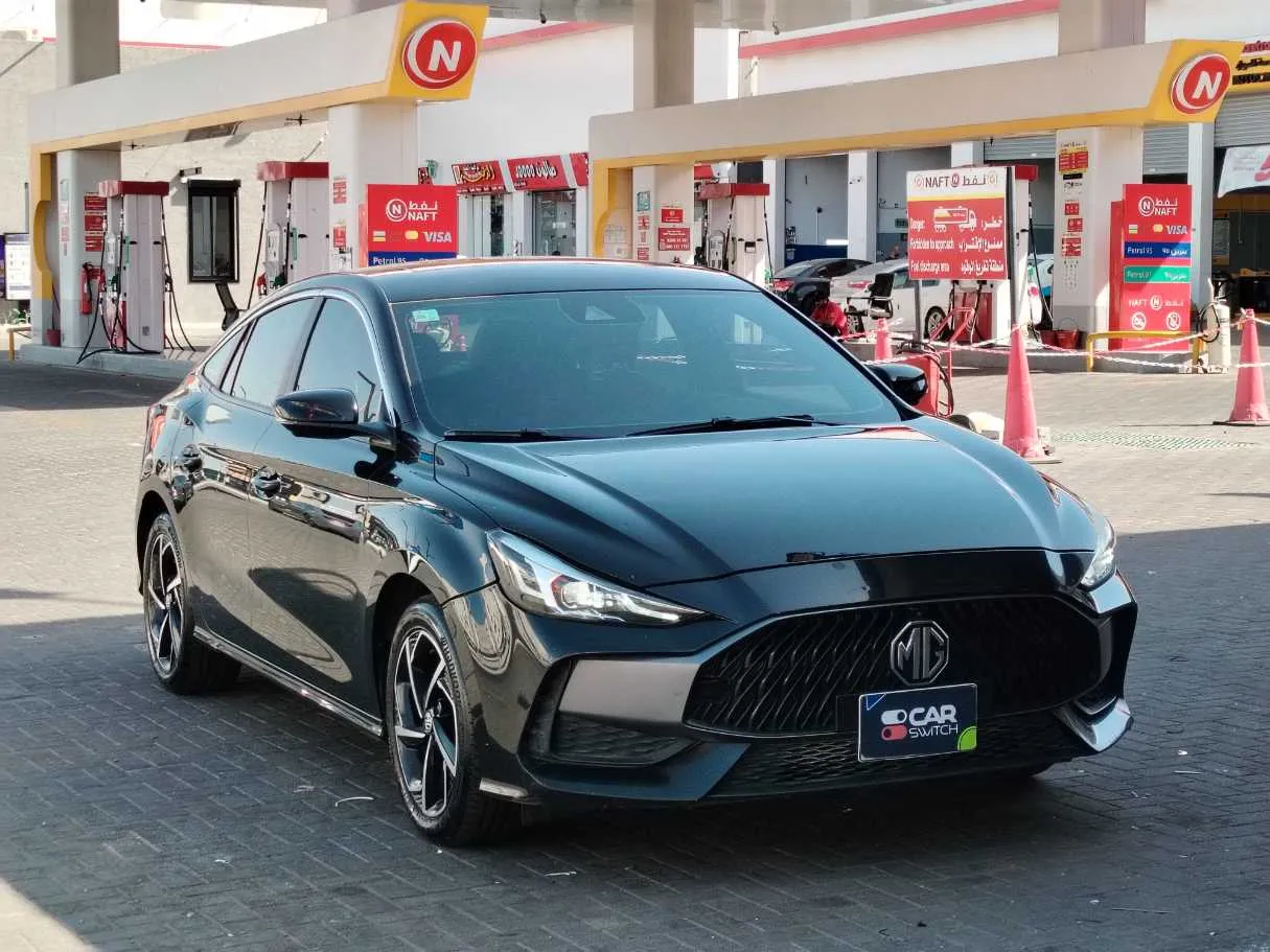 Car image 3