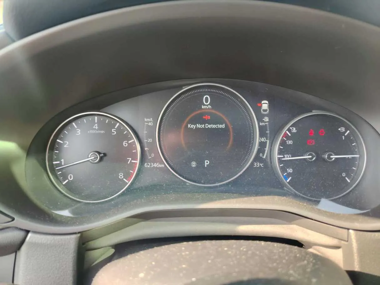 Car image 27