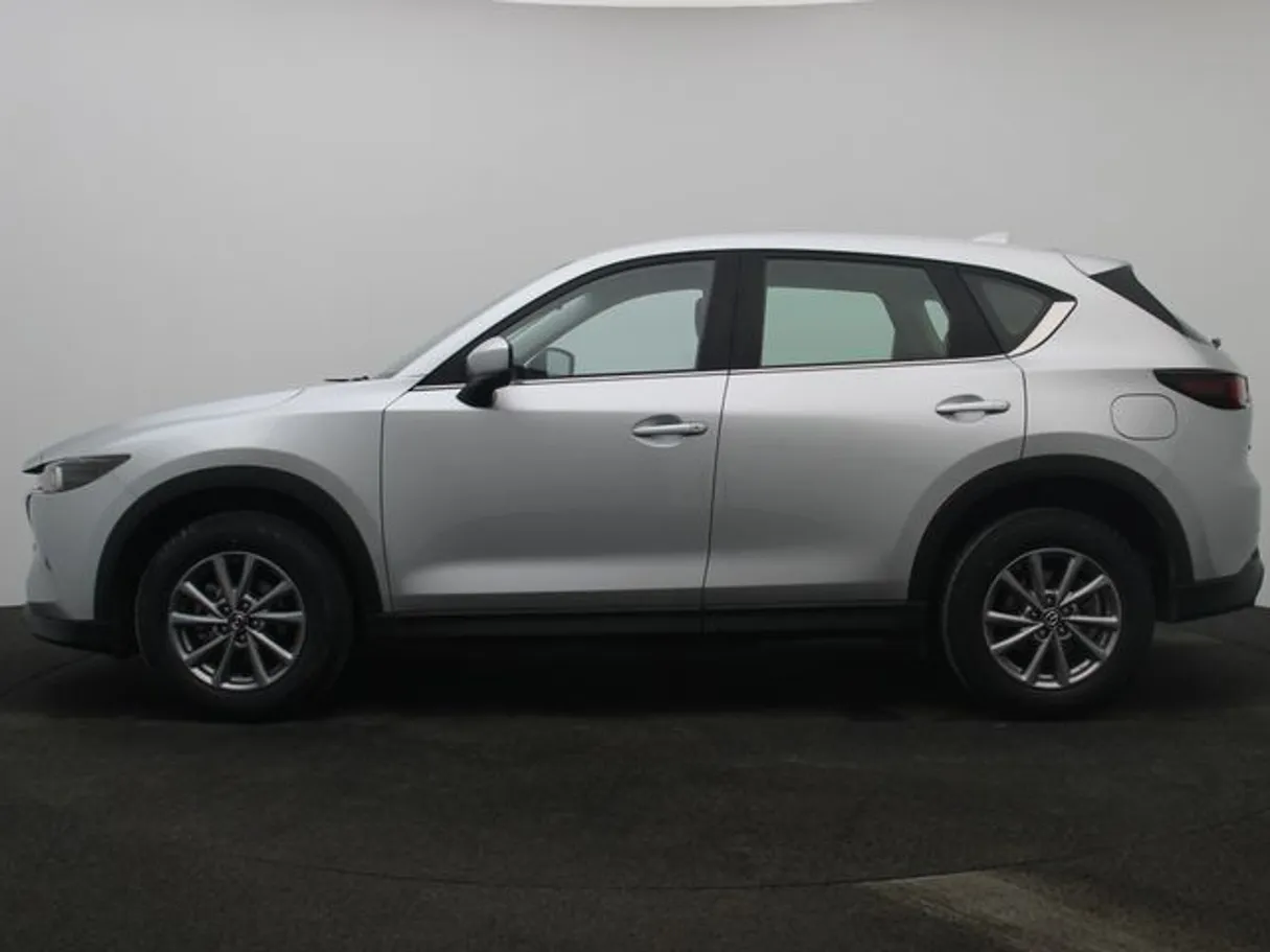 Car image 3