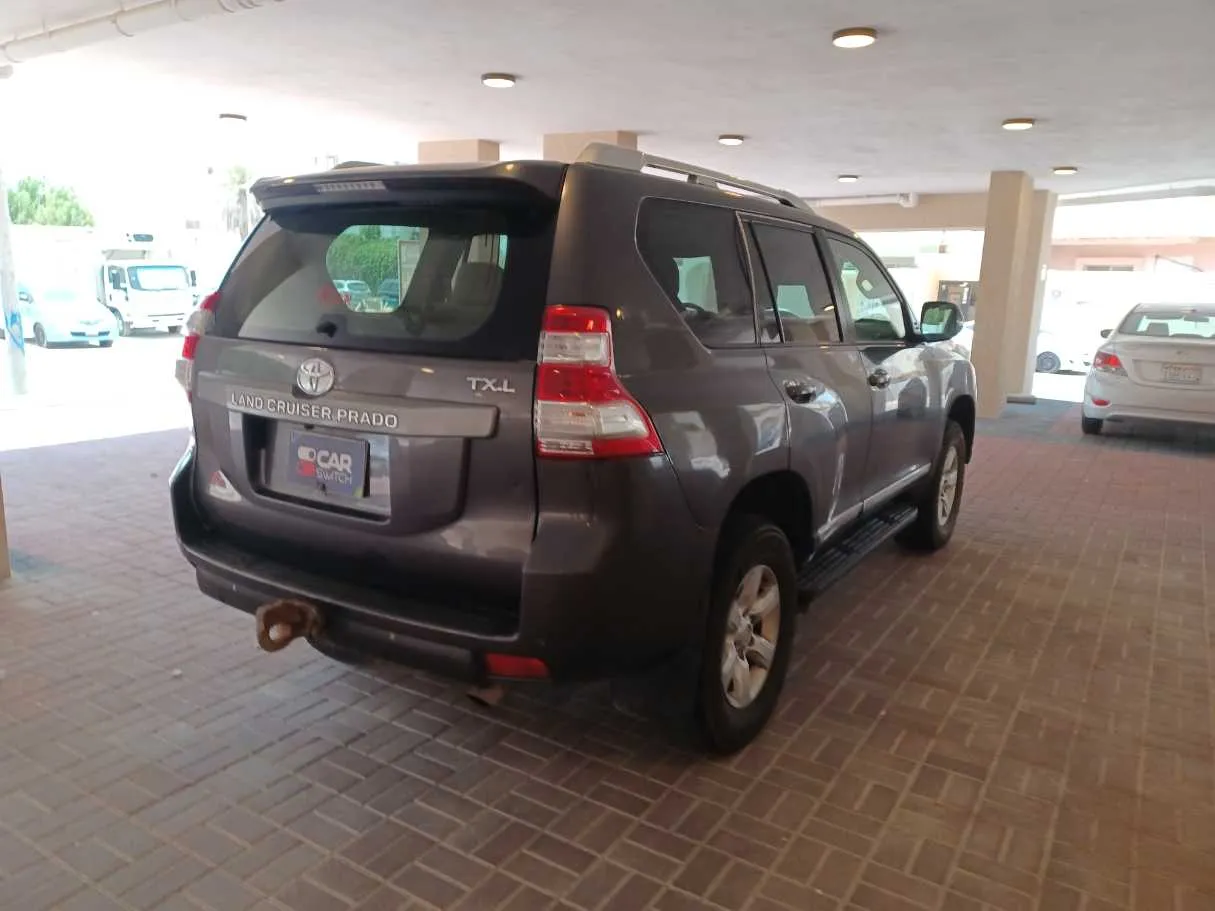 Car image 5