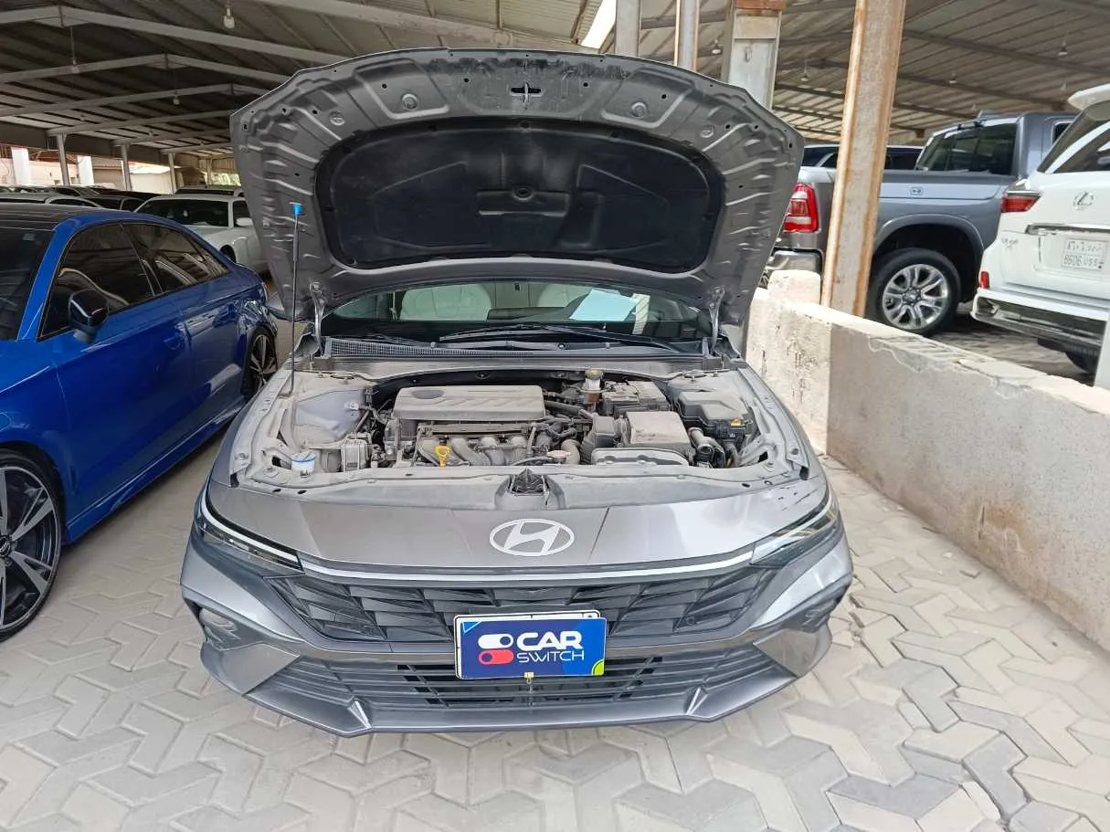Car image 25