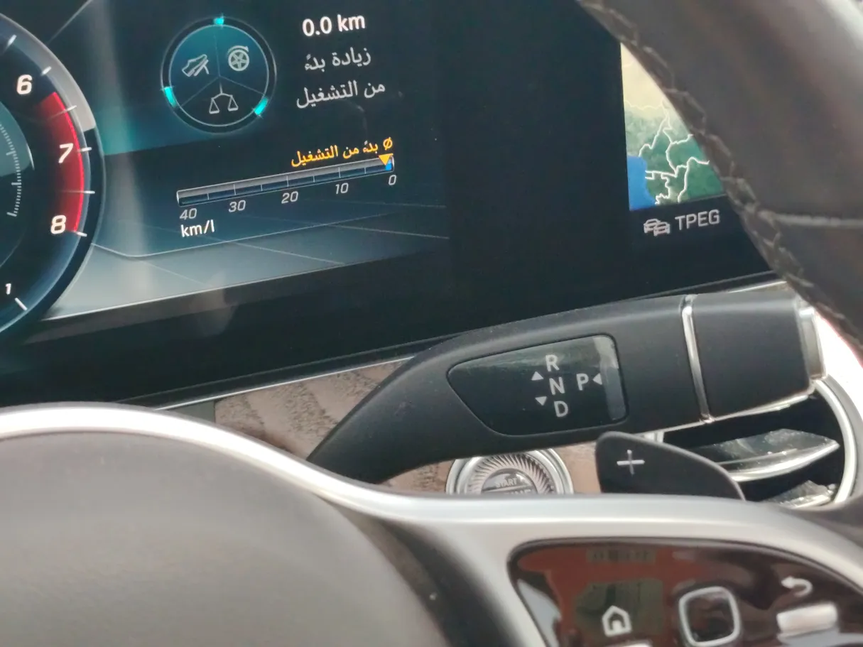 Car image 32
