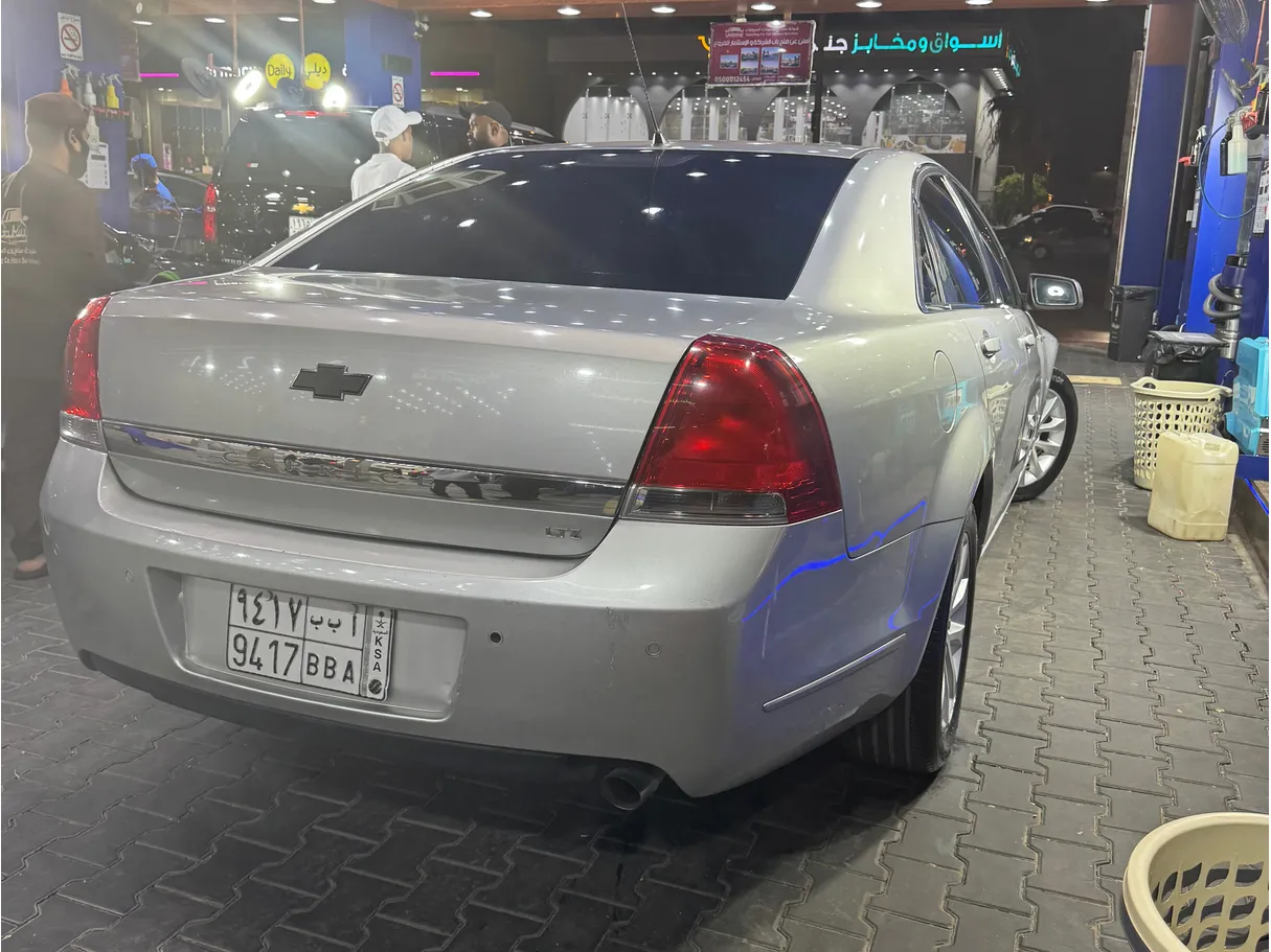 Car image 3