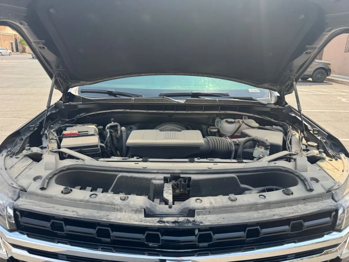 Car image 23