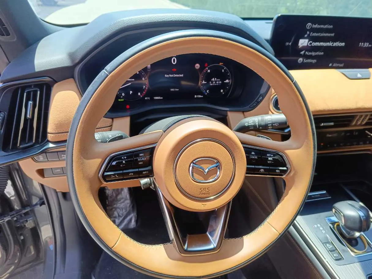 Car image 28