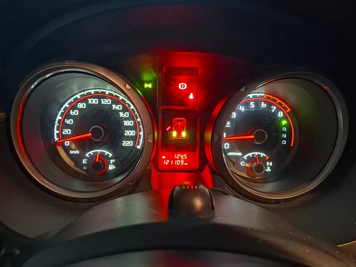 Car image 23