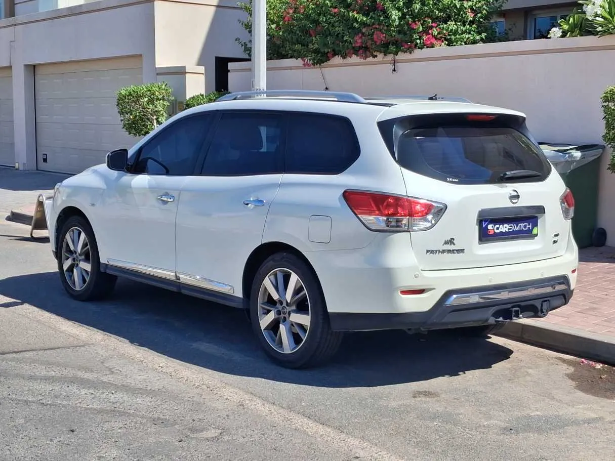 Car image 7