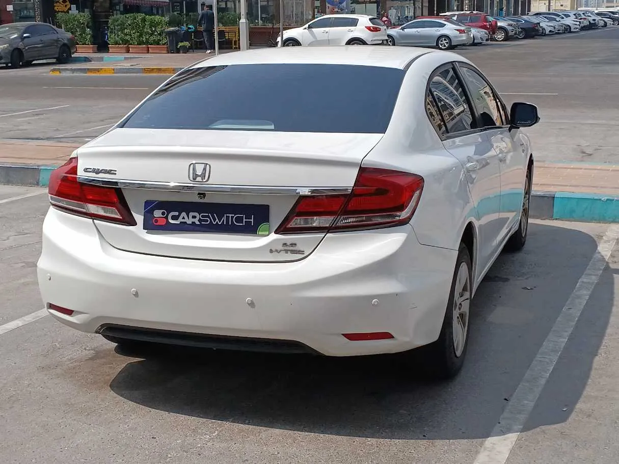Car image 7