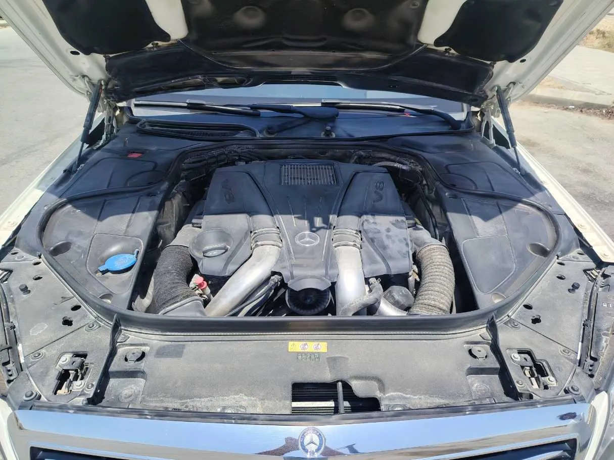 Car image 32