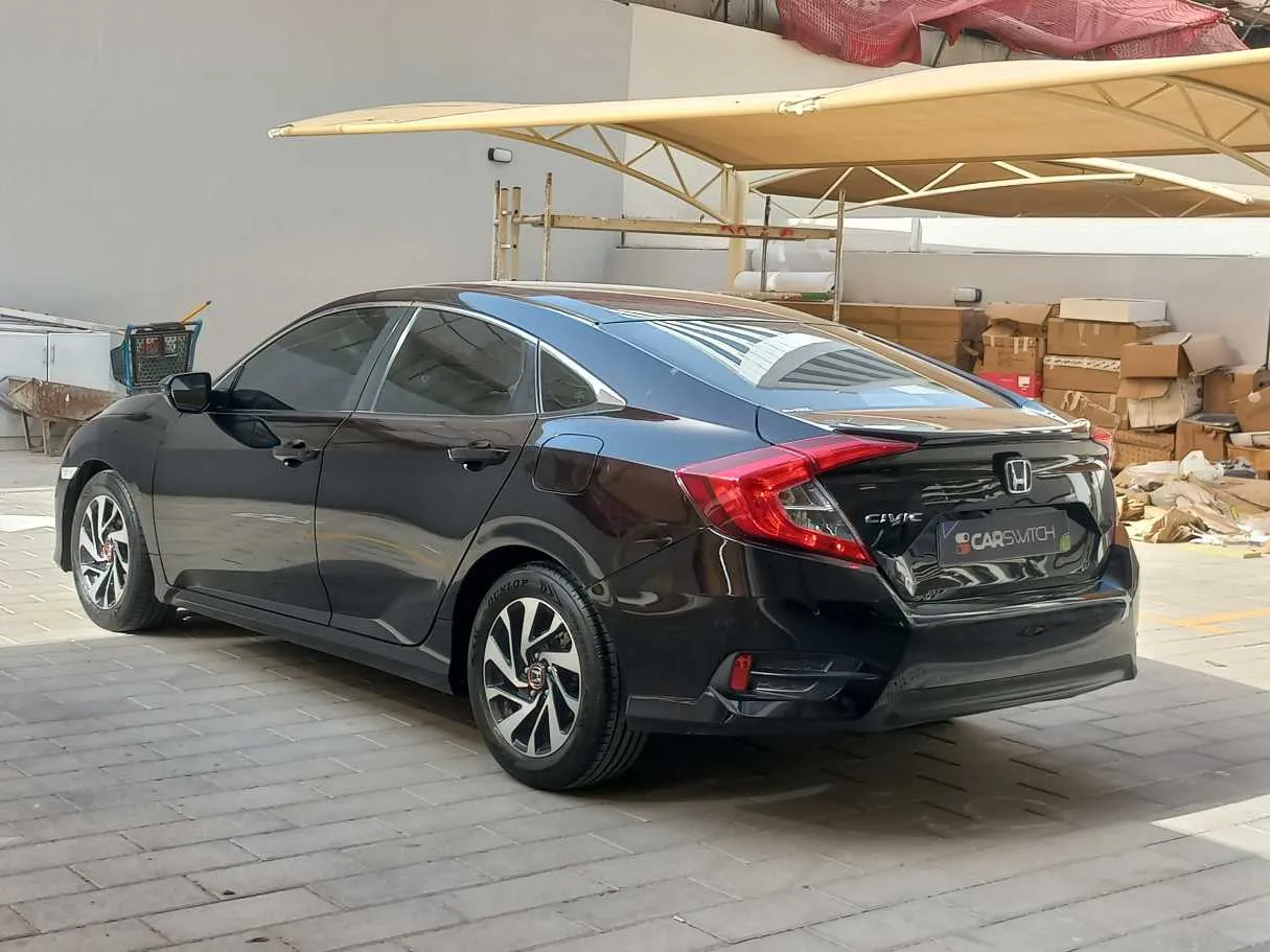 Car image 5