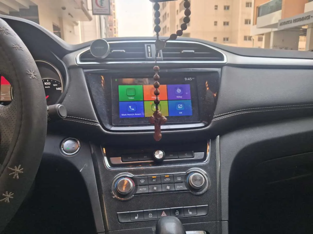 Car image 15