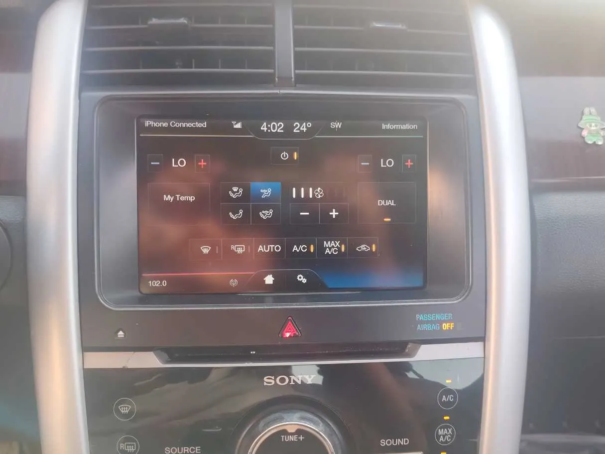 Car image 21
