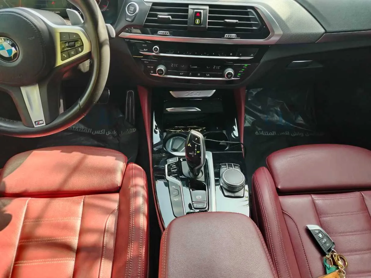 Car image 21