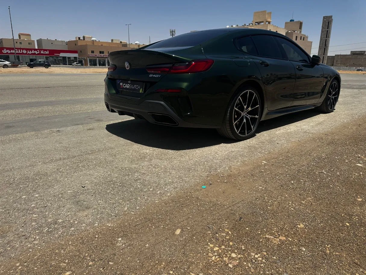 Car image 5