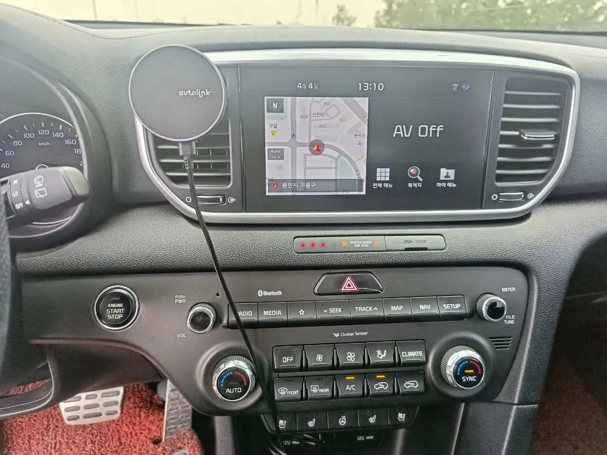 Car image 21