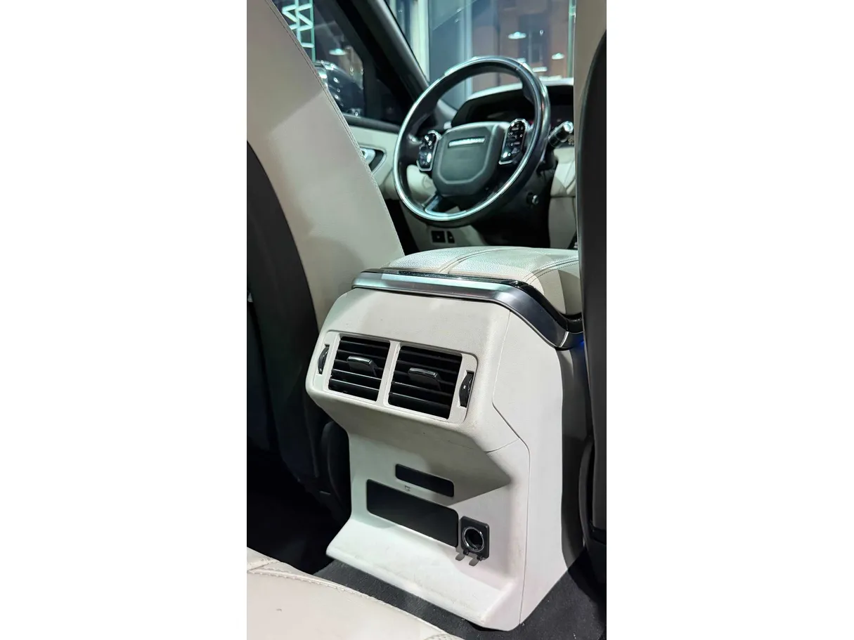 Car image 39