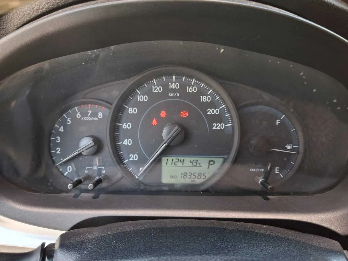 Car image 17