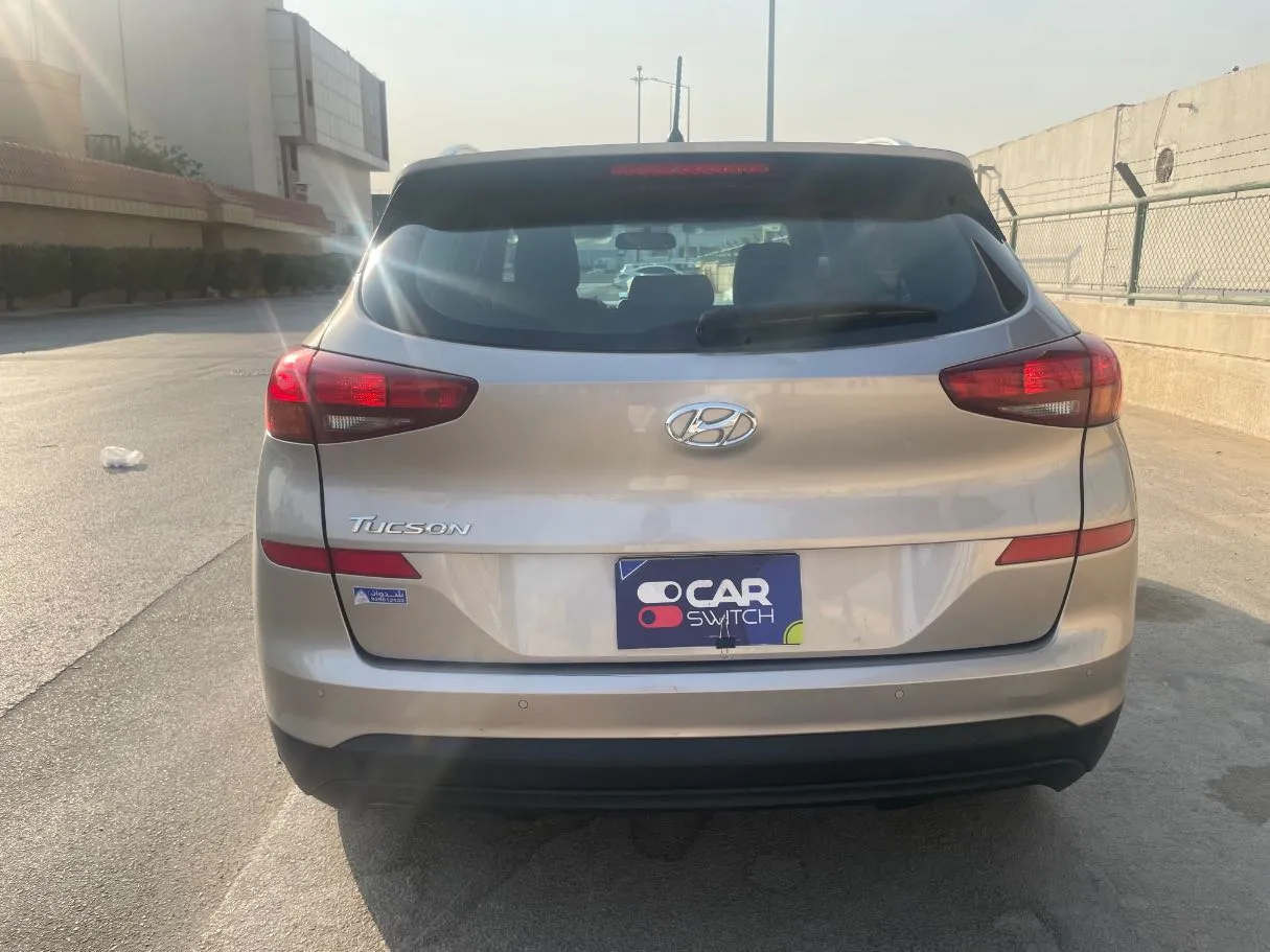 Car image 6