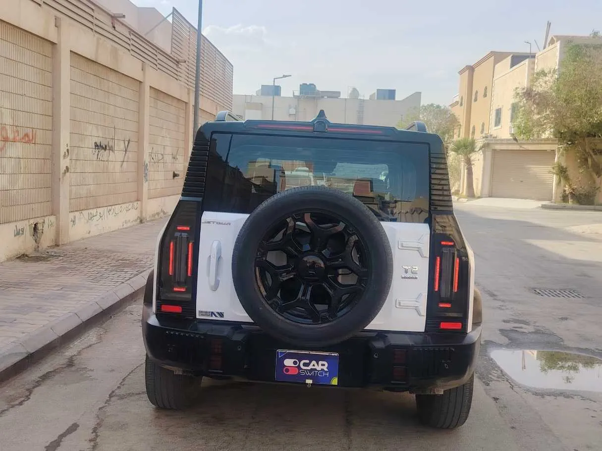 Car image 6