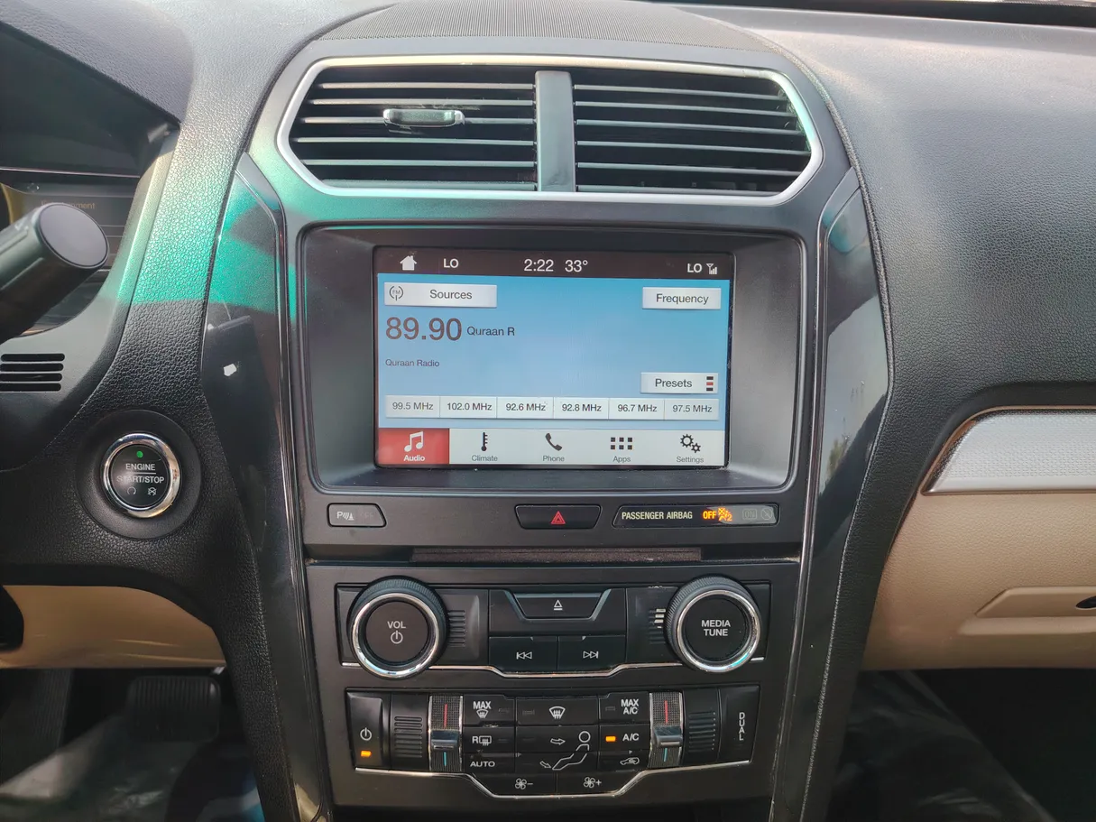 Car image 20