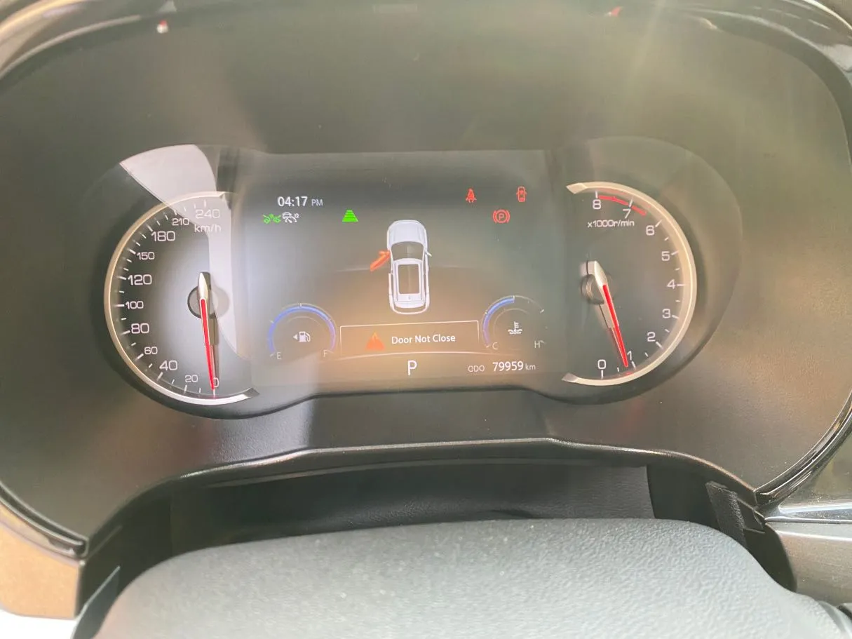 Car image 18