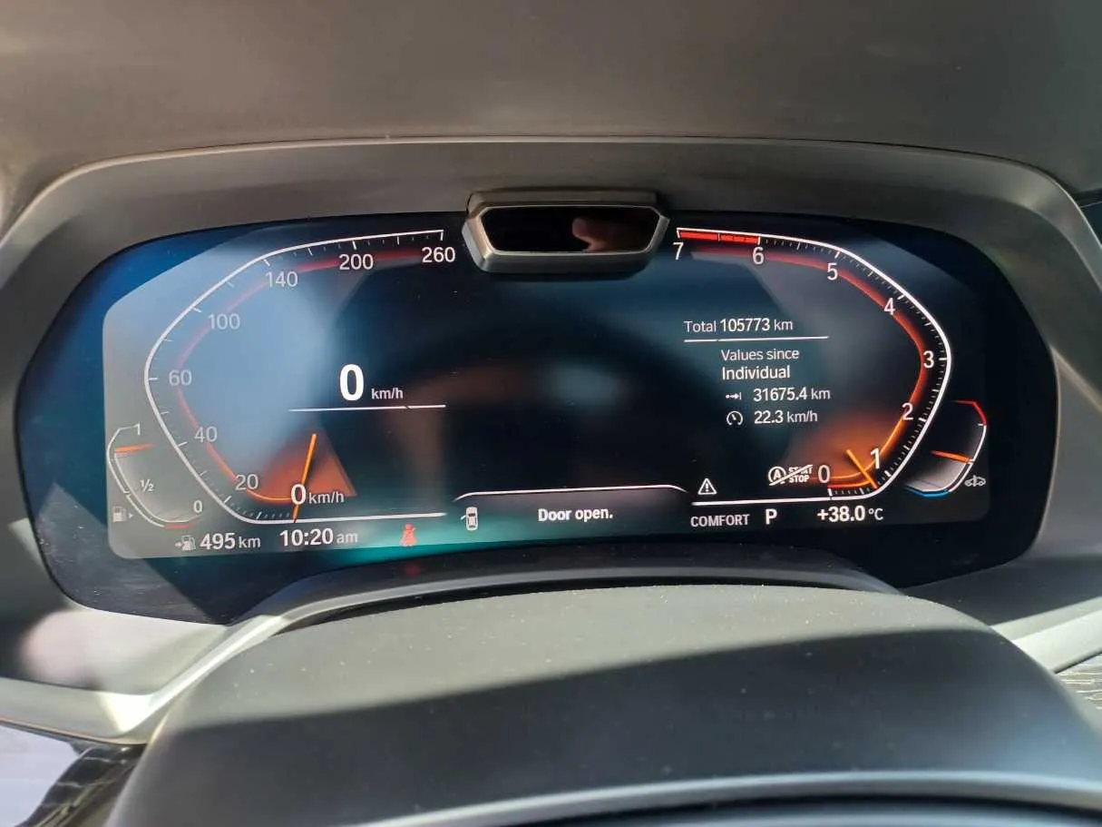Car image 21