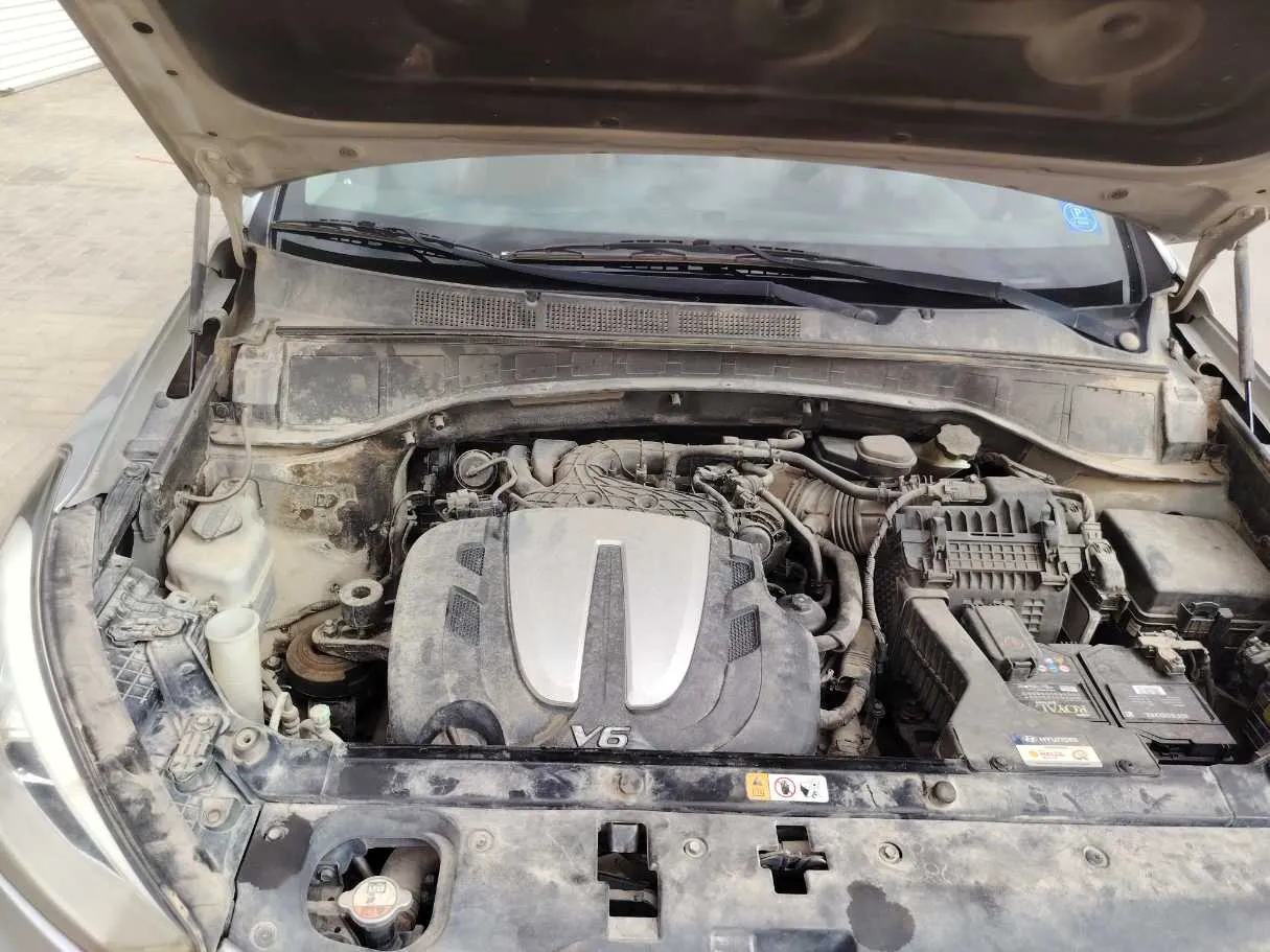 Car image 38
