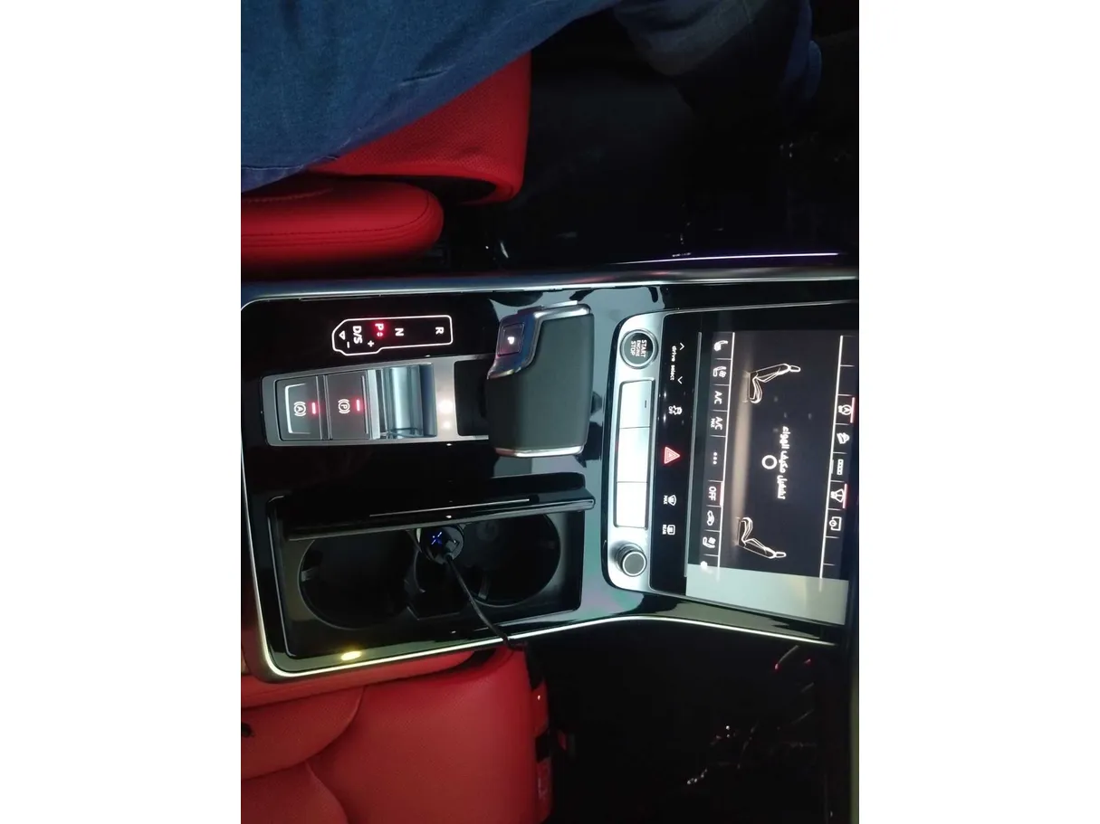 Car image 23